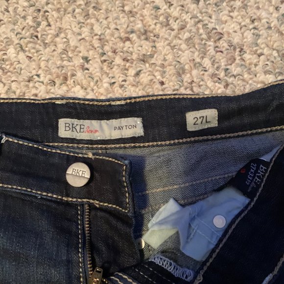 Jeans - Picture 2 of 3